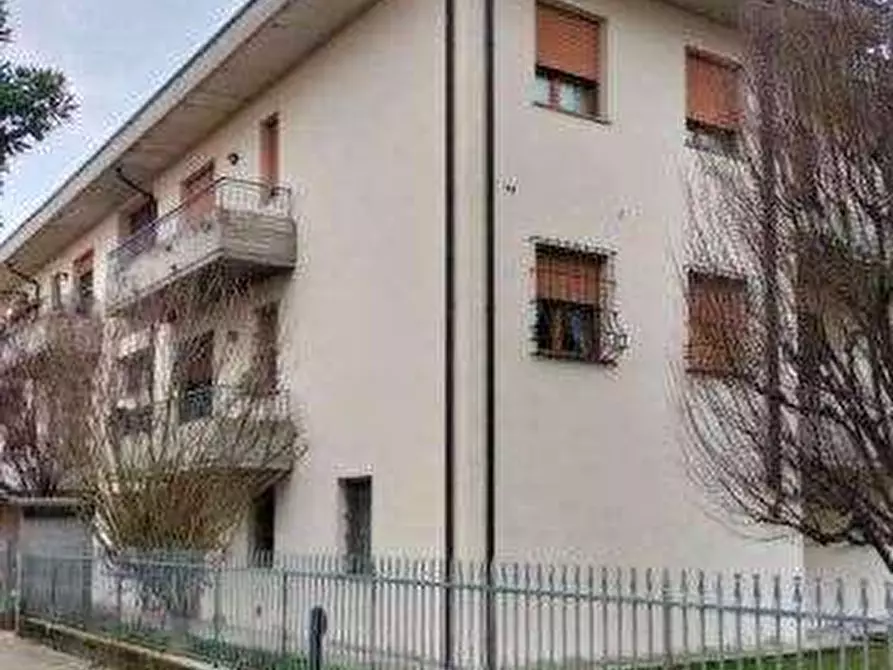 Immagine 1 di Appartamento in vendita  in Via Longara a Forli'