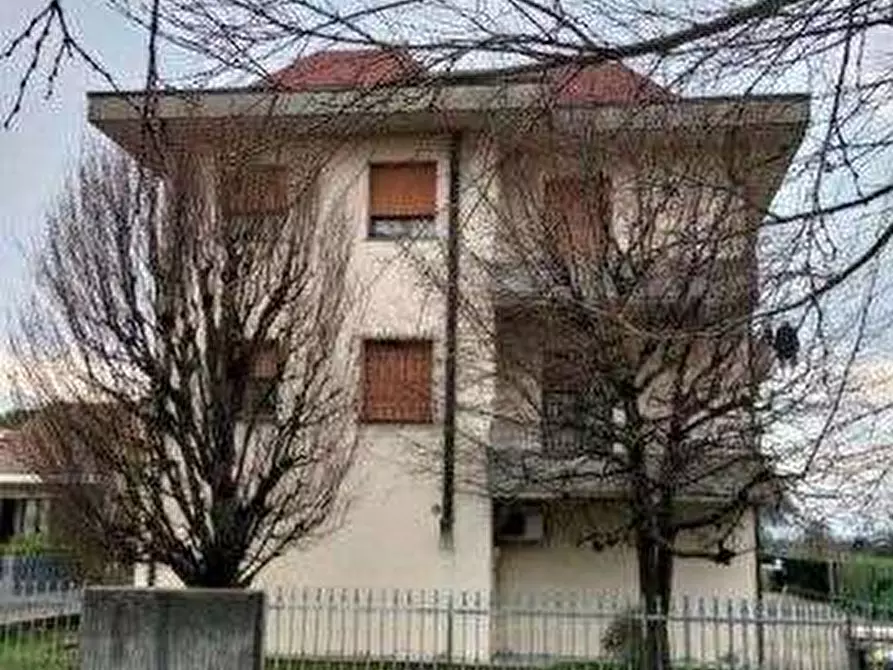 Immagine 3 di Appartamento in vendita  in Via Longara a Forli'