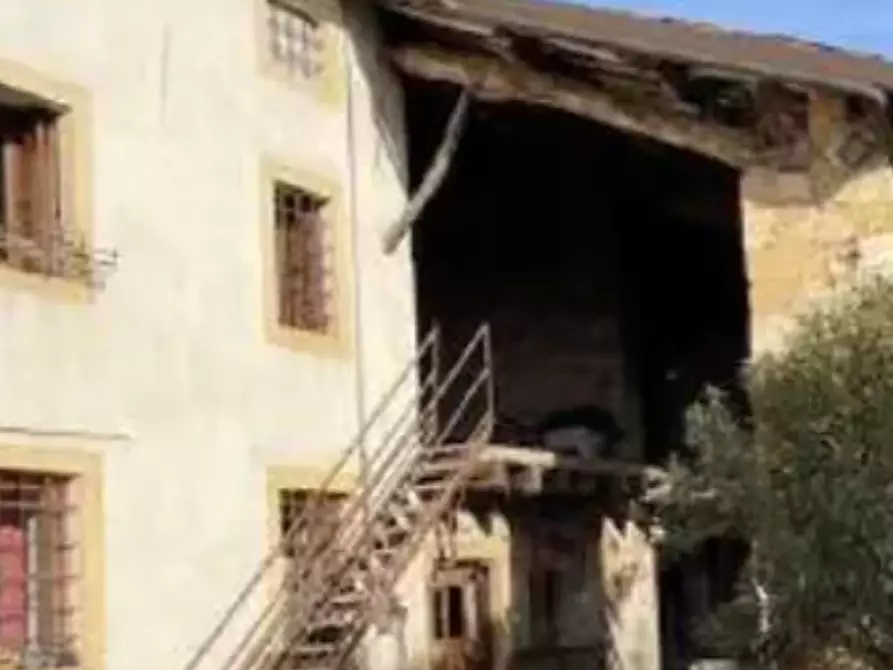 Immagine 4 di Stabile in vendita  in Via Covolo Alto a Montecchio Maggiore