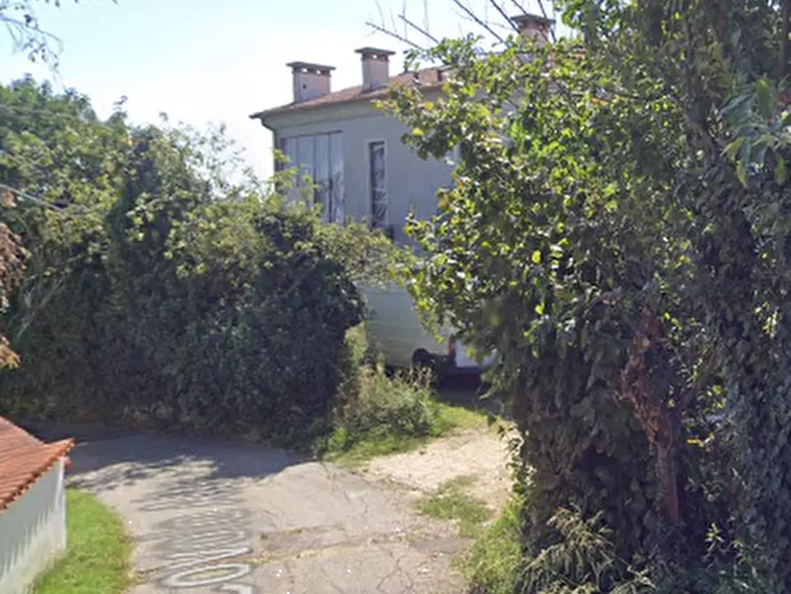 Immagine 7 di Stabile in vendita  in Via Covolo Alto a Montecchio Maggiore