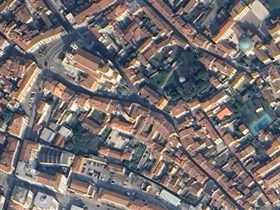 Immagine 5 di Negozio in vendita  in Via Carducci  a Schio