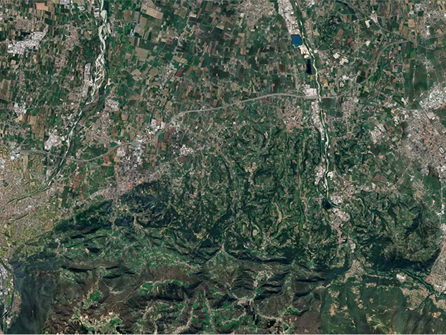 Immagine 3 di Casa indipendente in vendita  in Via Pozzo a Colceresa