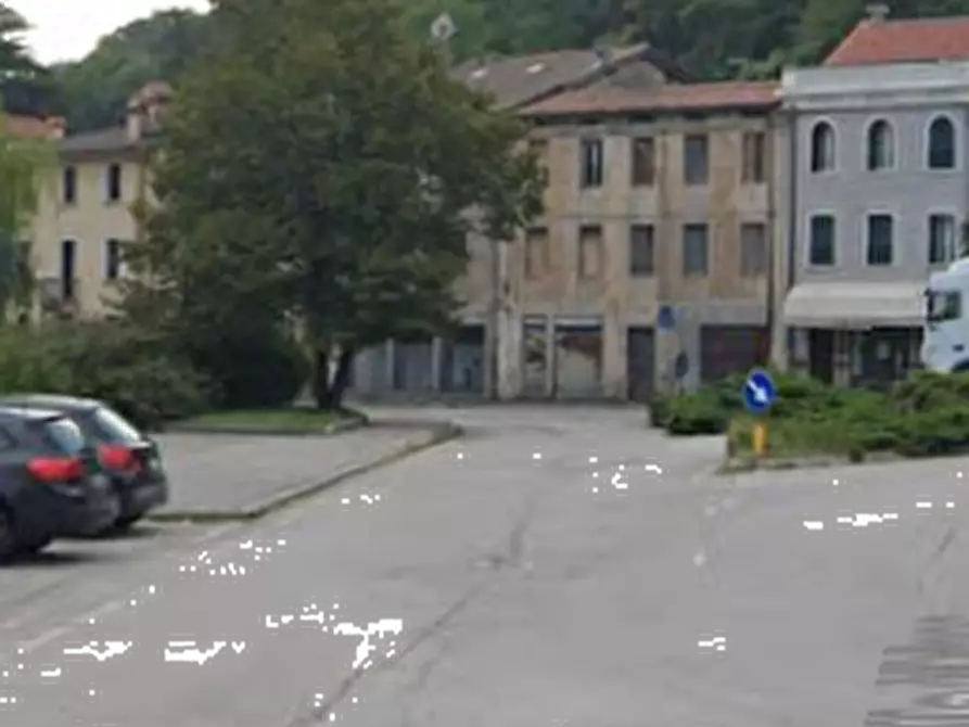 Immagine 5 di Garage in vendita  in Quartiere G. dalla Chiesa a Piovene Rocchette