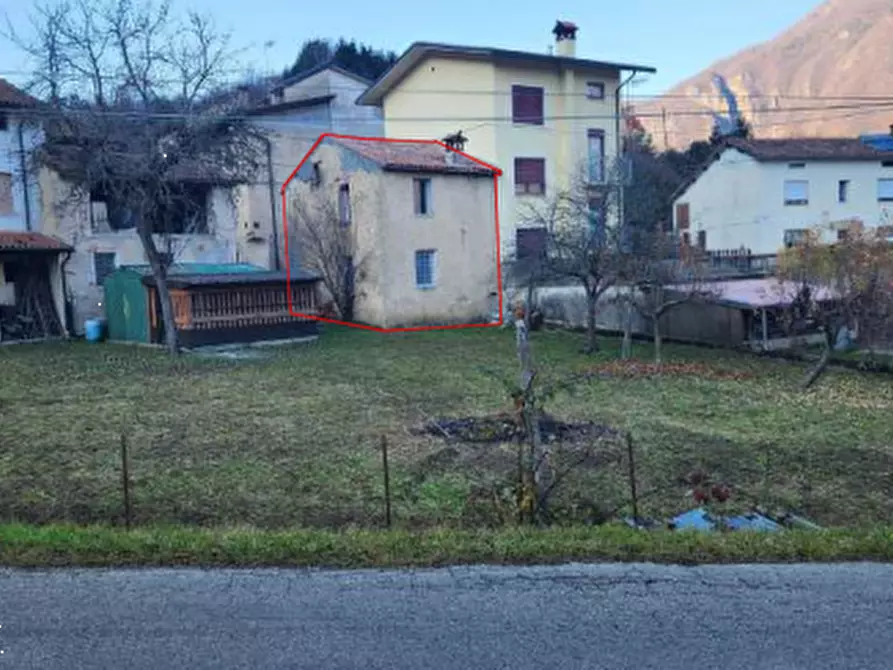 Immagine 1 di Casa indipendente in vendita  in Via Lago di Sotto a Velo D'astico