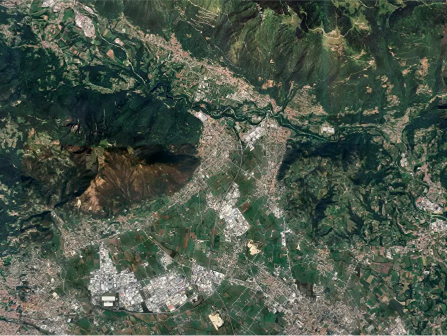 Immagine 7 di Garage in vendita  in Quartiere G. Dalla Chiesa a Piovene Rocchette