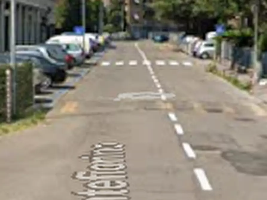 Immagine 7 di Appartamento in vendita  in Via Montefiorino a Reggio Nell'emilia