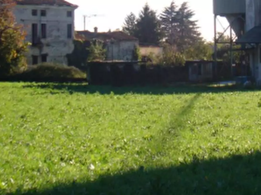 Immagine 14 di Terreno edificabile in vendita  in via Volti a Santorso