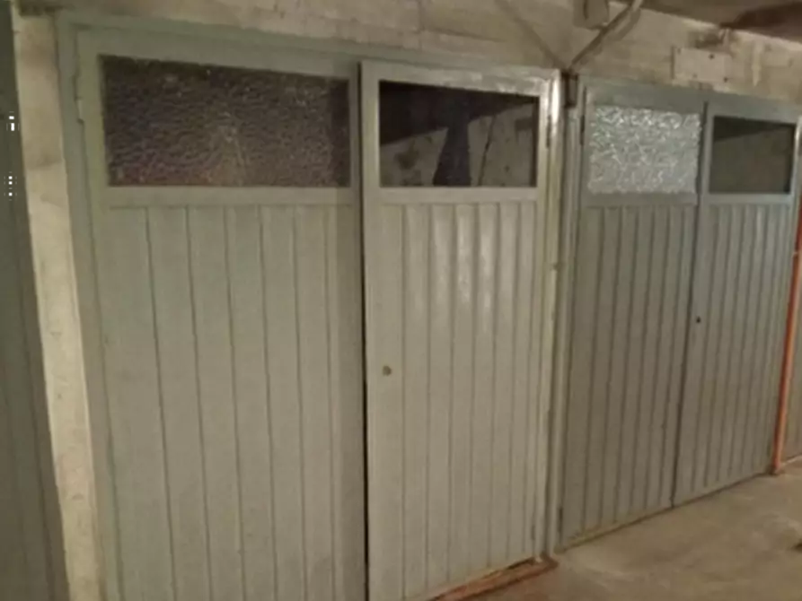 Immagine 22 di Appartamento in vendita  in Via Montefiorino a Reggio Nell'emilia