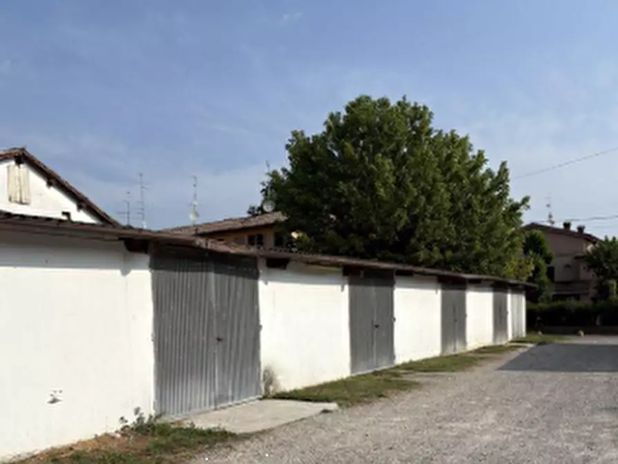 Immagine 4 di Magazzino in vendita  in Via Lupi e Sabbietta a Correggio