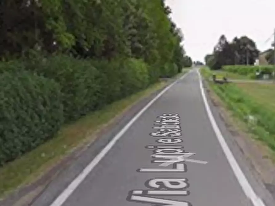 Immagine 9 di Magazzino in vendita  in Via Lupi e Sabbietta a Correggio