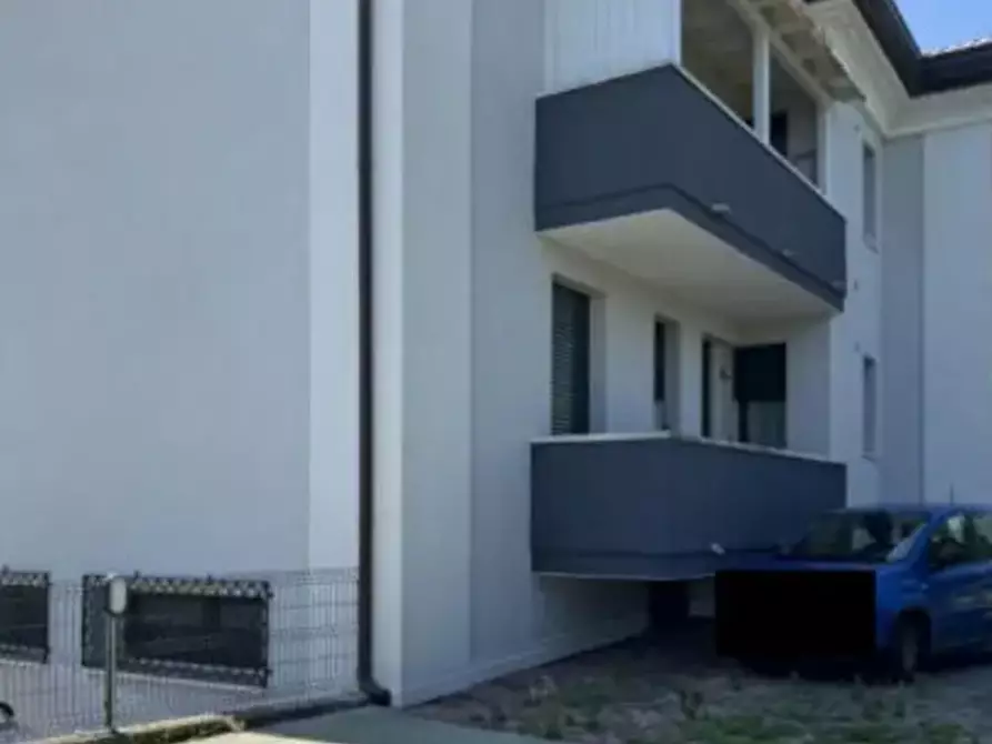 Immagine 8 di Appartamento in vendita  in Via delle Orchidee  a Camisano Vicentino