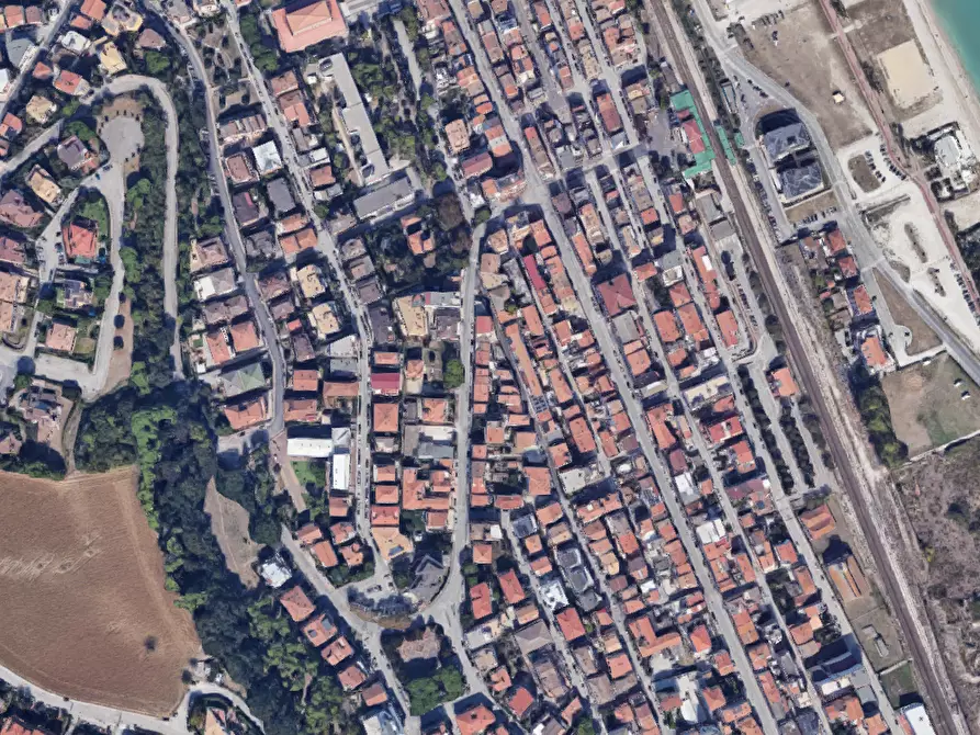 Immagine 1 di Laboratorio in vendita  in Via C. Battisti  a Porto Sant'elpidio