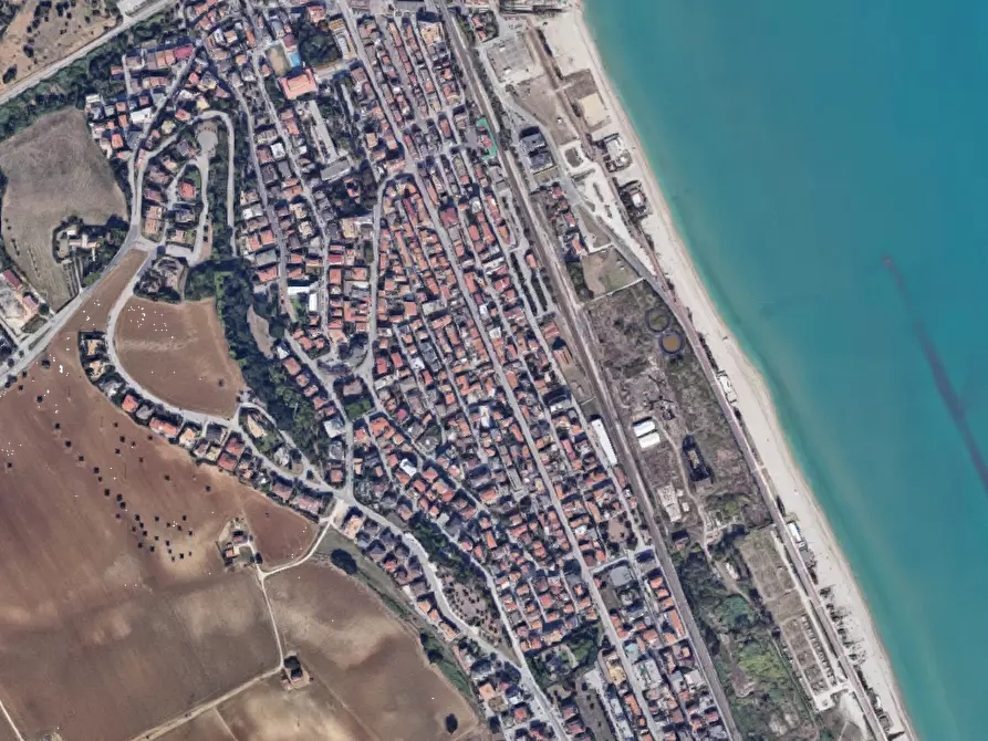 Immagine 3 di Laboratorio in vendita  in Via C. Battisti  a Porto Sant'elpidio