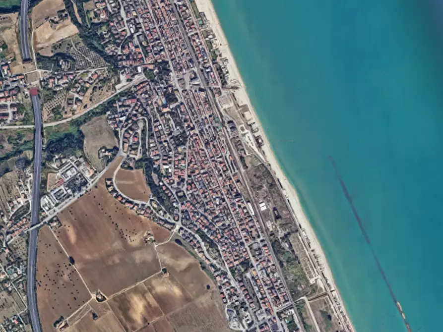 Immagine 4 di Laboratorio in vendita  in Via C. Battisti  a Porto Sant'elpidio