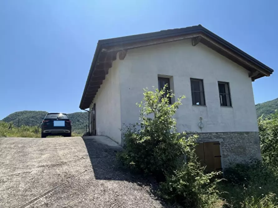 Immagine 1 di Rustico / casale in vendita  in Via Rivella a Castel D'aiano