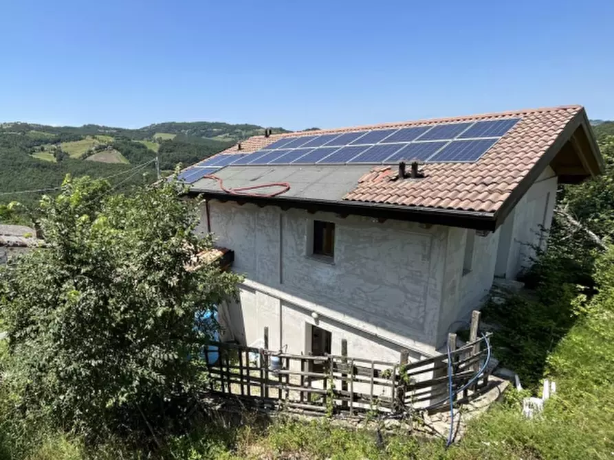 Immagine 7 di Rustico / casale in vendita  in Via Rivella a Castel D'aiano