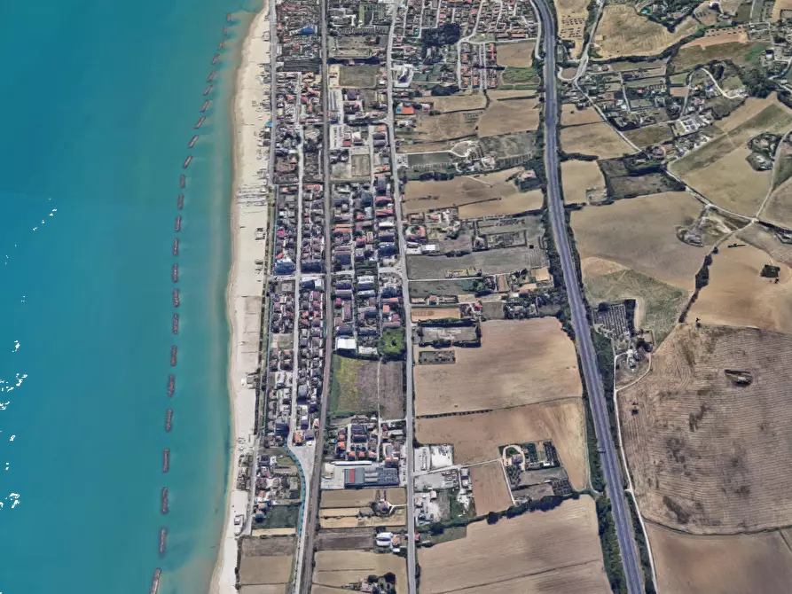 Immagine 13 di Appartamento in vendita  in Via Ottavio Adami a Fermo