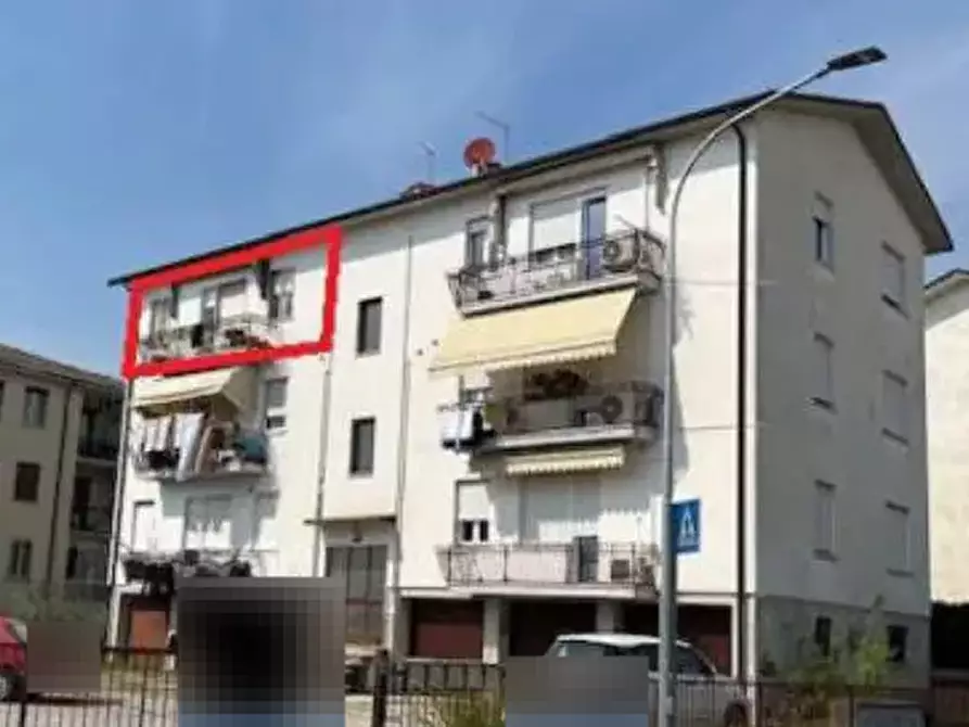 Immagine 1 di Appartamento in vendita  in Via San Rocco a Thiene