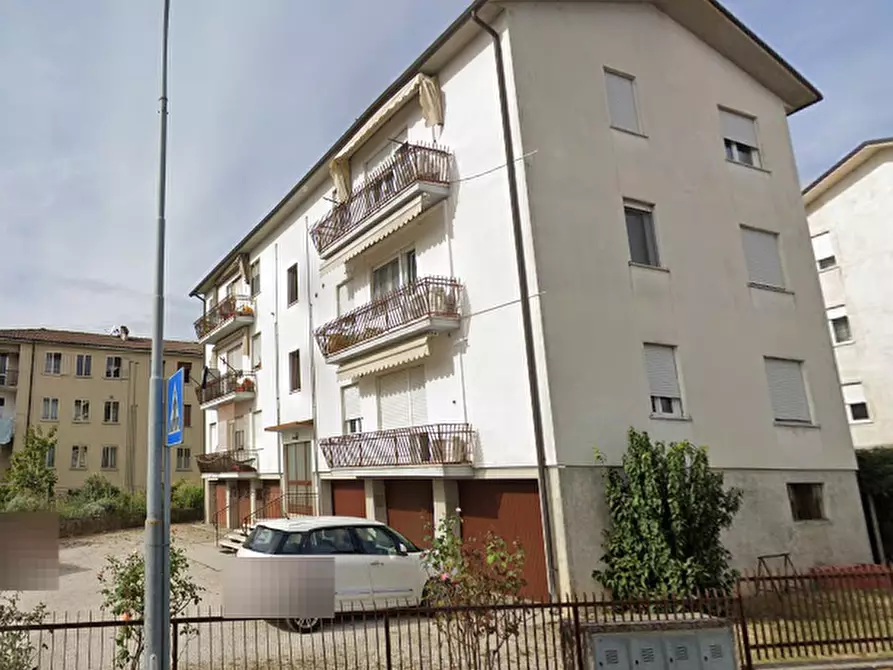 Immagine 11 di Appartamento in vendita  in Via San Rocco a Thiene