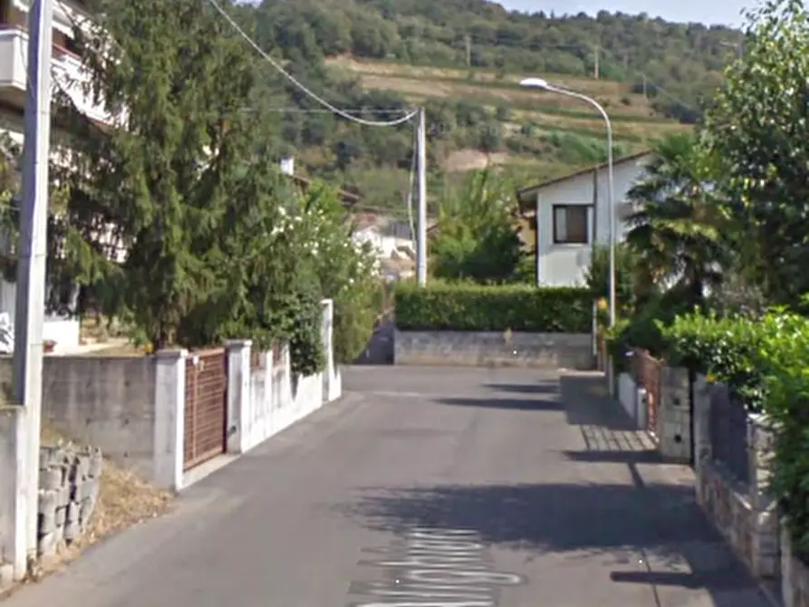 Immagine 17 di Porzione di villa in vendita  in Via Dante Alighieri  a Sarego