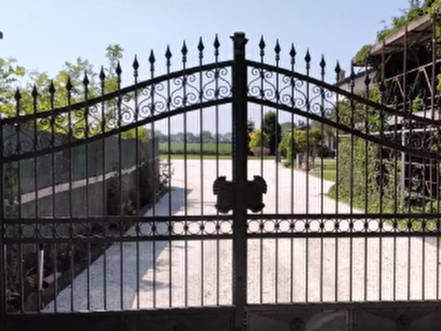 Immagine 19 di Casa indipendente in vendita  in Strada Pironda a Reggiolo