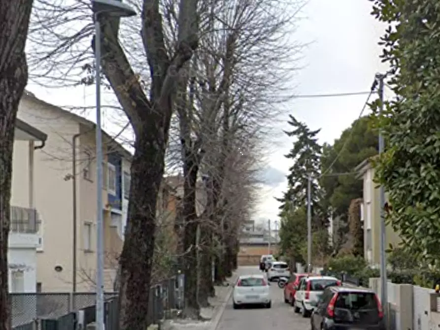 Immagine 30 di Appartamento in vendita  in  Viale Cormons  a Rimini