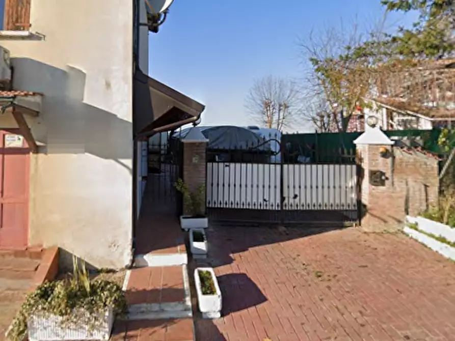 Immagine 8 di Casa indipendente in vendita  in Strada San Bernardino a Novellara