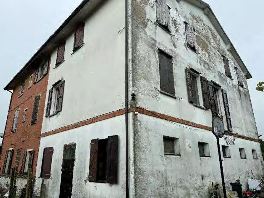 Immagine 7 di Appartamento in vendita  in Via San Tomaso a Medicina