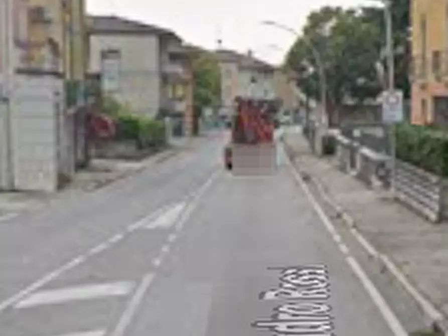 Immagine 8 di Stabile in vendita  in Via Alessandro Rossi a Piovene Rocchette