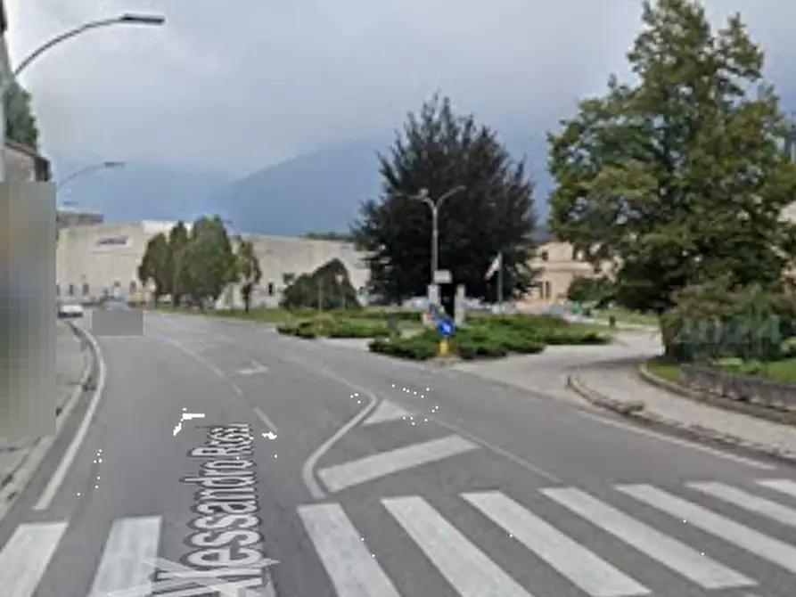 Immagine 9 di Stabile in vendita  in Via Alessandro Rossi a Piovene Rocchette