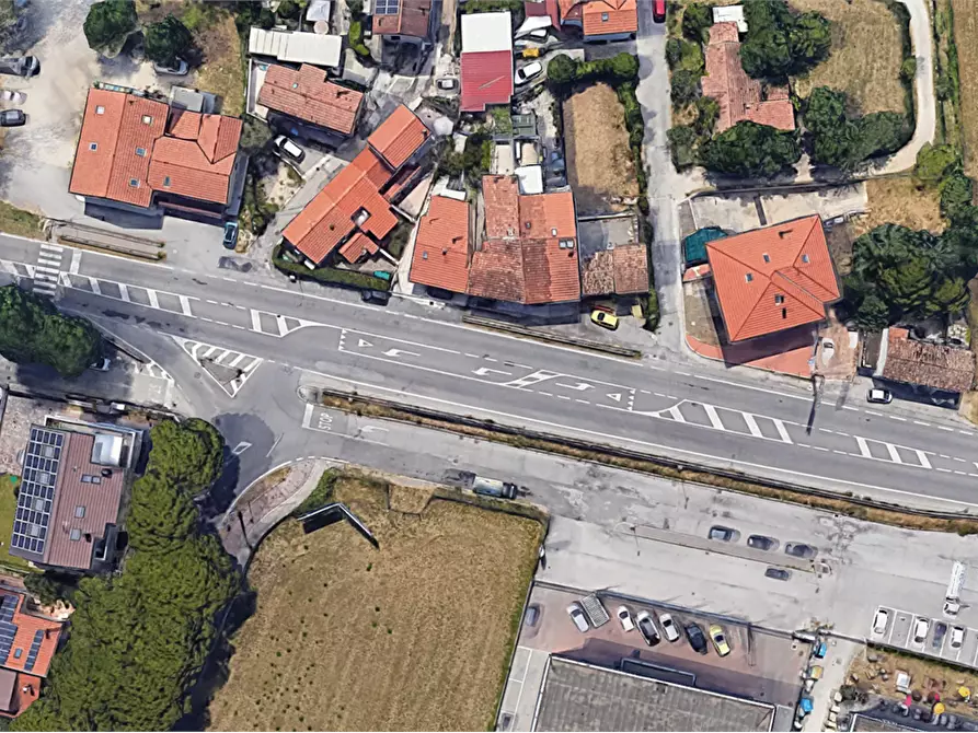 Immagine 23 di Porzione di casa in vendita  in Via Flaminia a Riccione