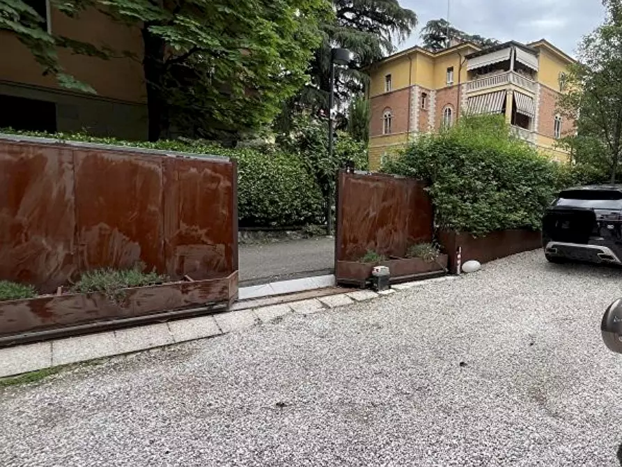 Immagine 5 di Appartamento in vendita  in Viale Antonio Aldini a Bologna