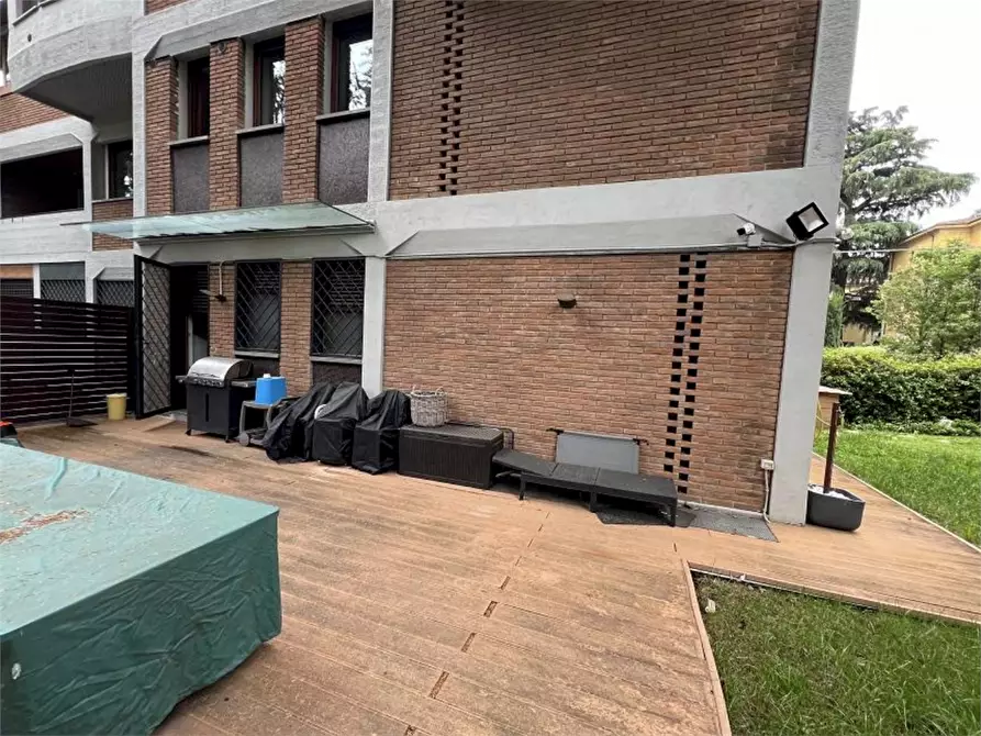 Immagine 11 di Appartamento in vendita  in Viale Antonio Aldini a Bologna