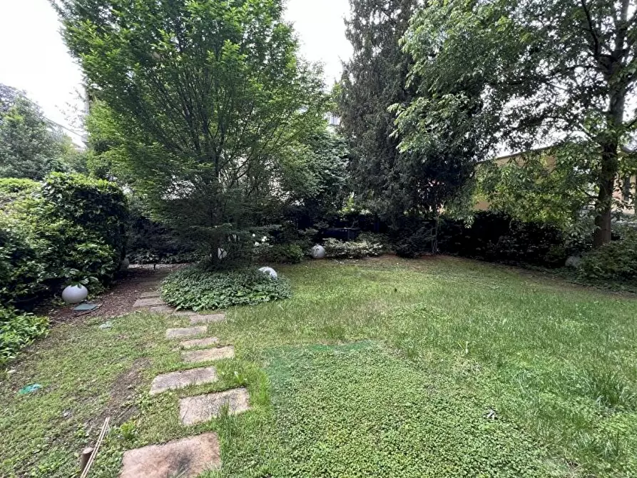 Immagine 13 di Appartamento in vendita  in Viale Antonio Aldini a Bologna