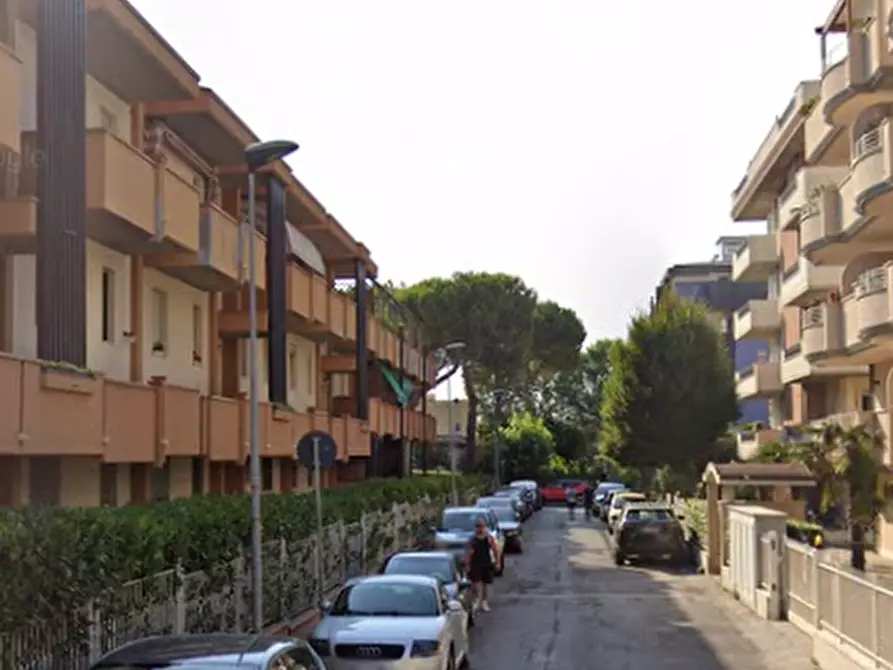 Immagine 10 di Appartamento in vendita  in Viale Cervignano del Friuli a Rimini