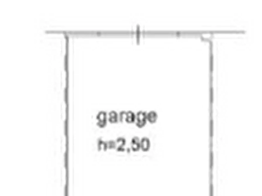 Immagine 9 di Garage in vendita  in Viale Monte Rosa a Riccione