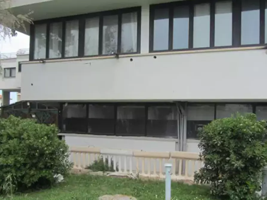 Immagine 3 di Ufficio in vendita  in Viale Alcide De Gasperi a Fano