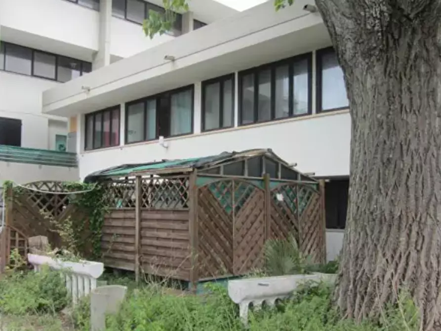 Immagine 4 di Ufficio in vendita  in Viale Alcide De Gasperi a Fano