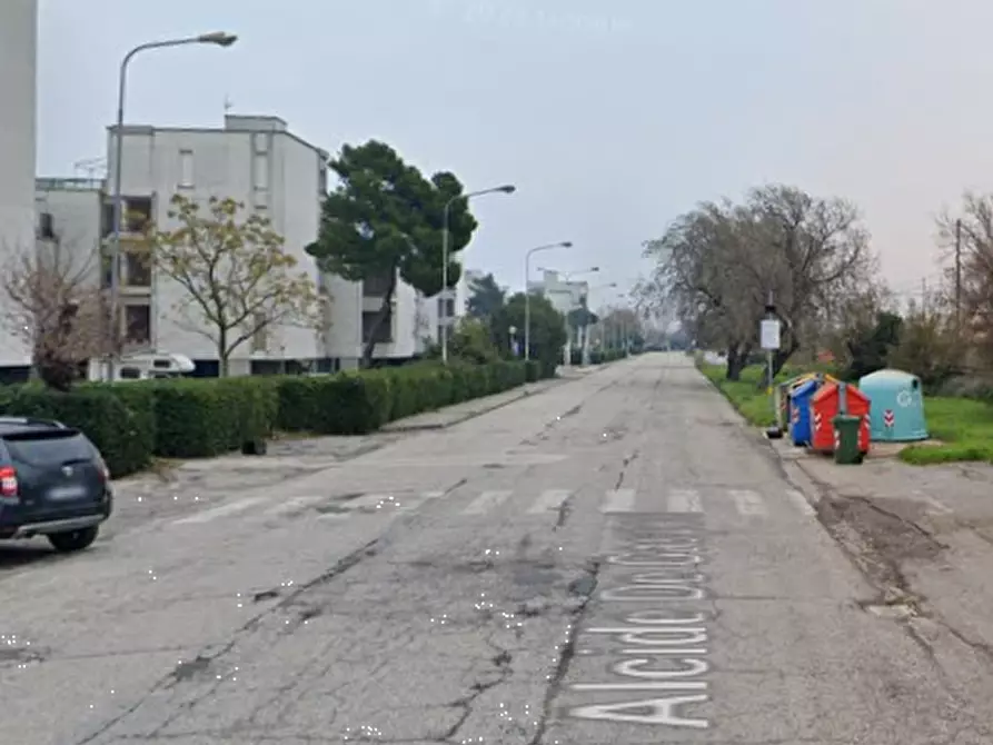 Immagine 13 di Ufficio in vendita  in Viale Alcide De Gasperi a Fano