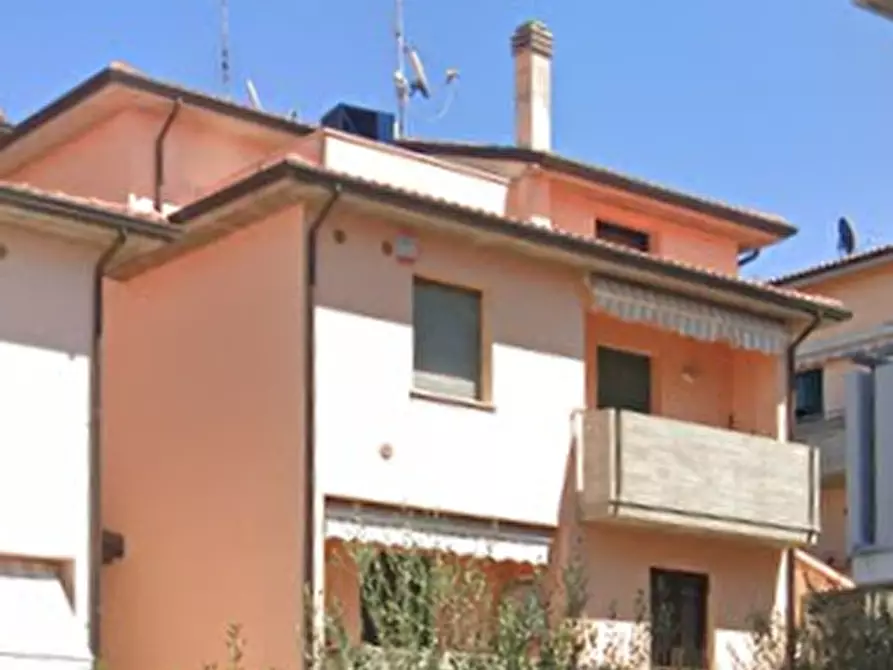 Immagine 9 di Appartamento in vendita  in Via Giovanni Verga a Montelabbate