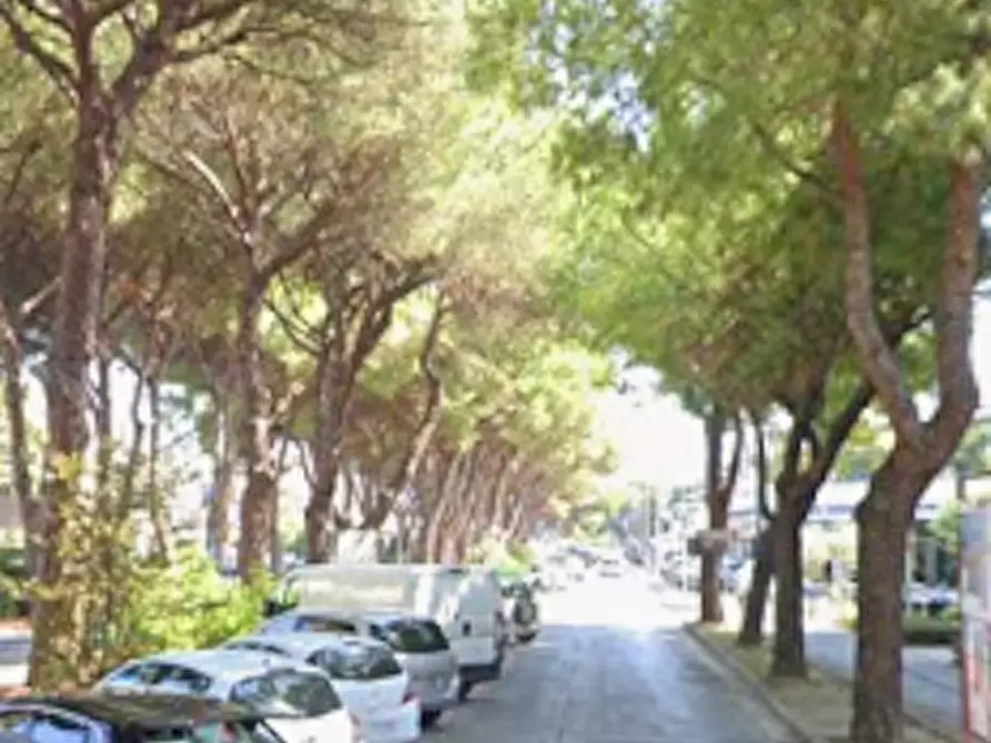 Immagine 2 di Posto auto in vendita  in Piazzale 2 Giugno a Riccione