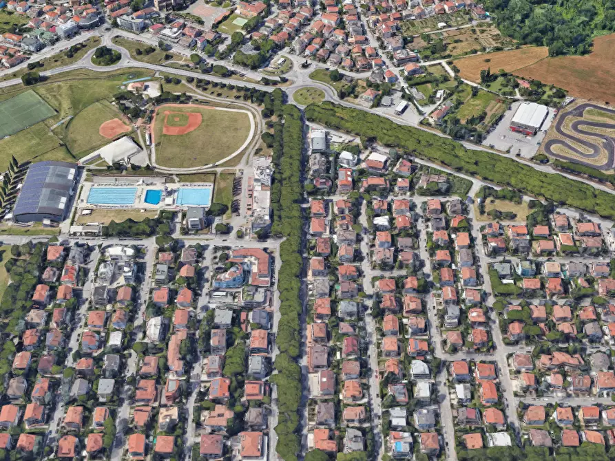 Immagine 2 di Posto auto in vendita  in Piazzale 2 Giugno a Riccione