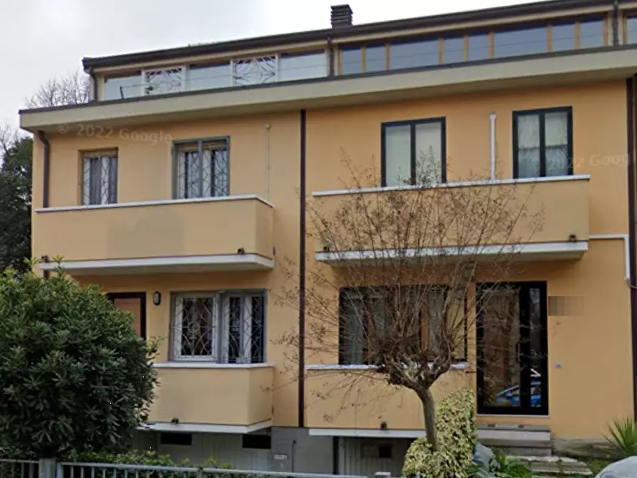 Immagine 4 di Porzione di casa in vendita  in Via del Biancospino a Rimini