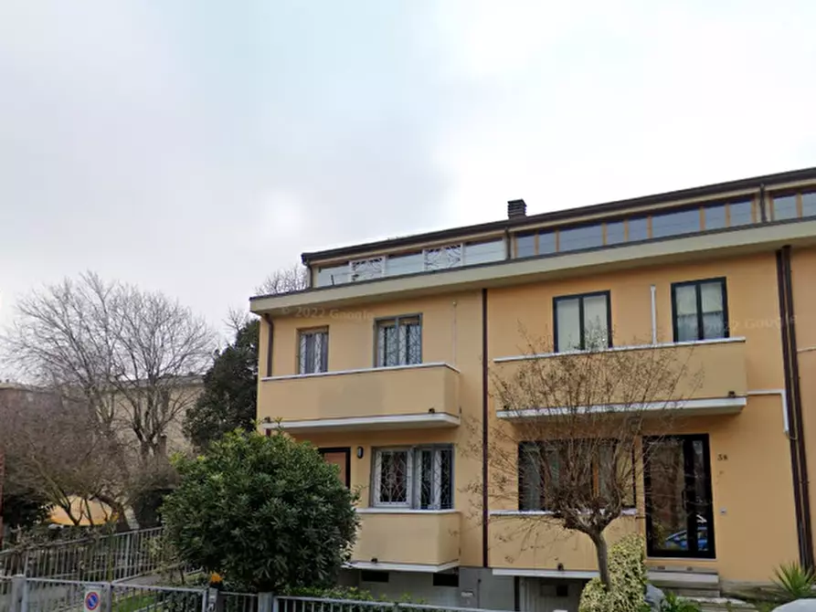 Immagine 10 di Porzione di casa in vendita  in Via del Biancospino a Rimini