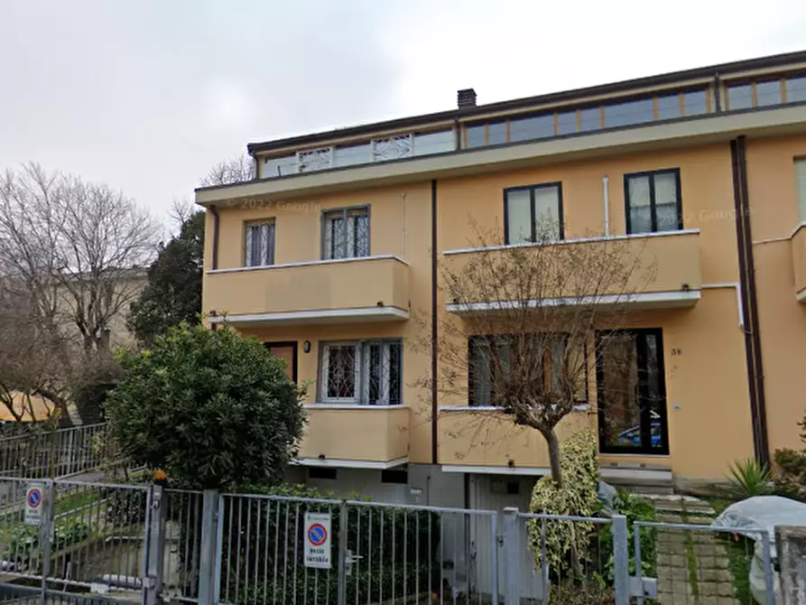 Immagine 13 di Porzione di casa in vendita  in Via del Biancospino a Rimini