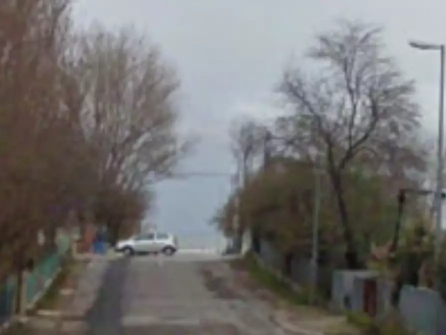 Immagine 17 di Negozio in vendita  in Viale Manfroni  a Riccione