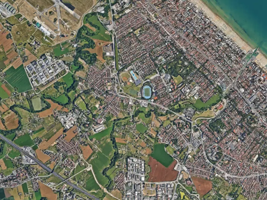 Immagine 2 di Garage in vendita  in Viale Monterosa a Riccione