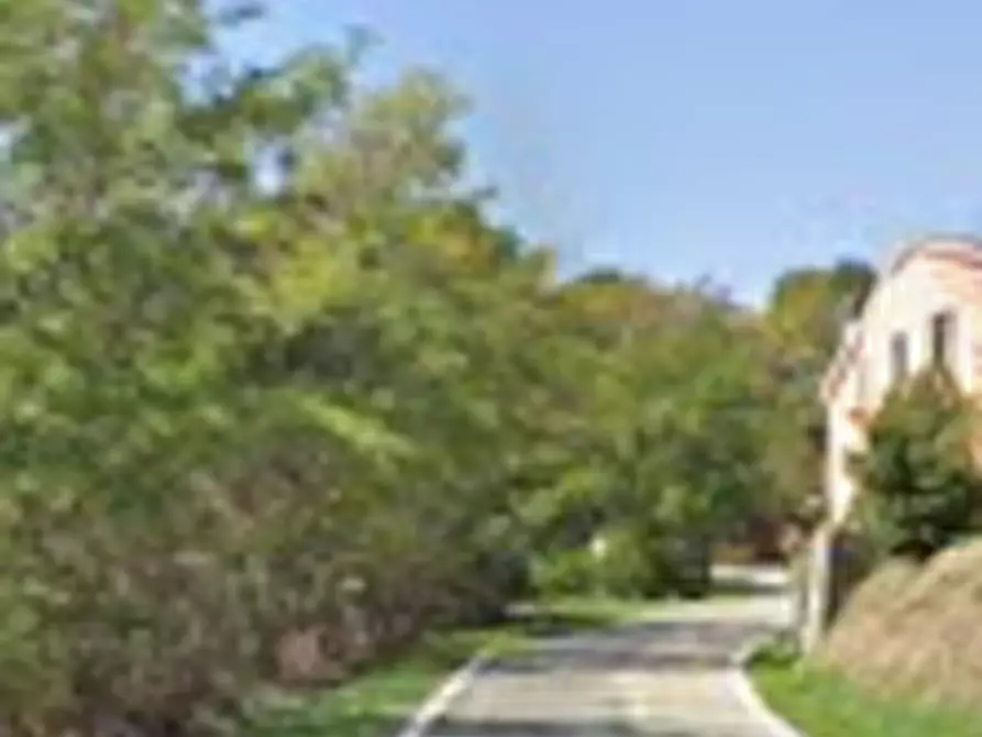 Immagine 18 di Casa indipendente in vendita  in  Via Girofalco a Urbino