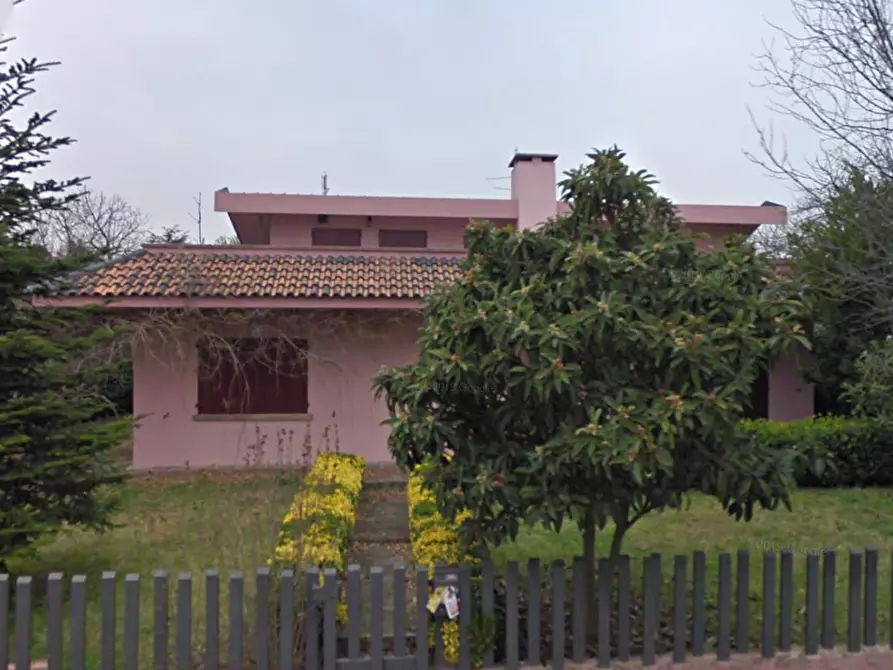 Immagine 1 di Villa in vendita  in Via Palestrina a Misano Adriatico