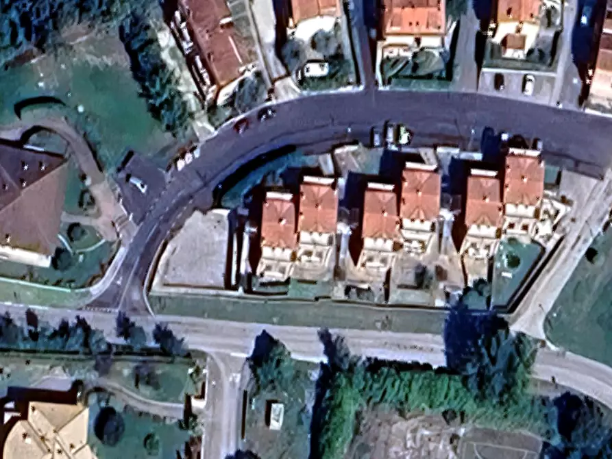 Immagine 16 di Appartamento in vendita  in Via Monte Bianco a Petriano